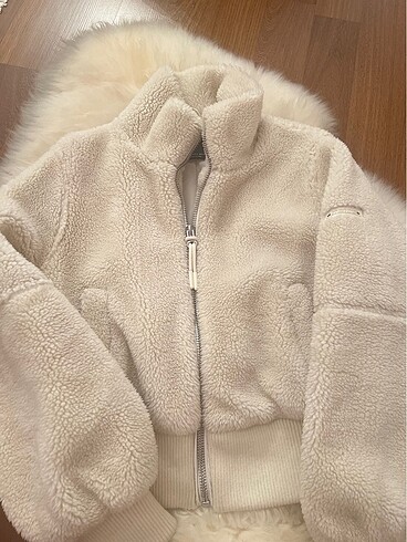 Bershka suni yün mont
