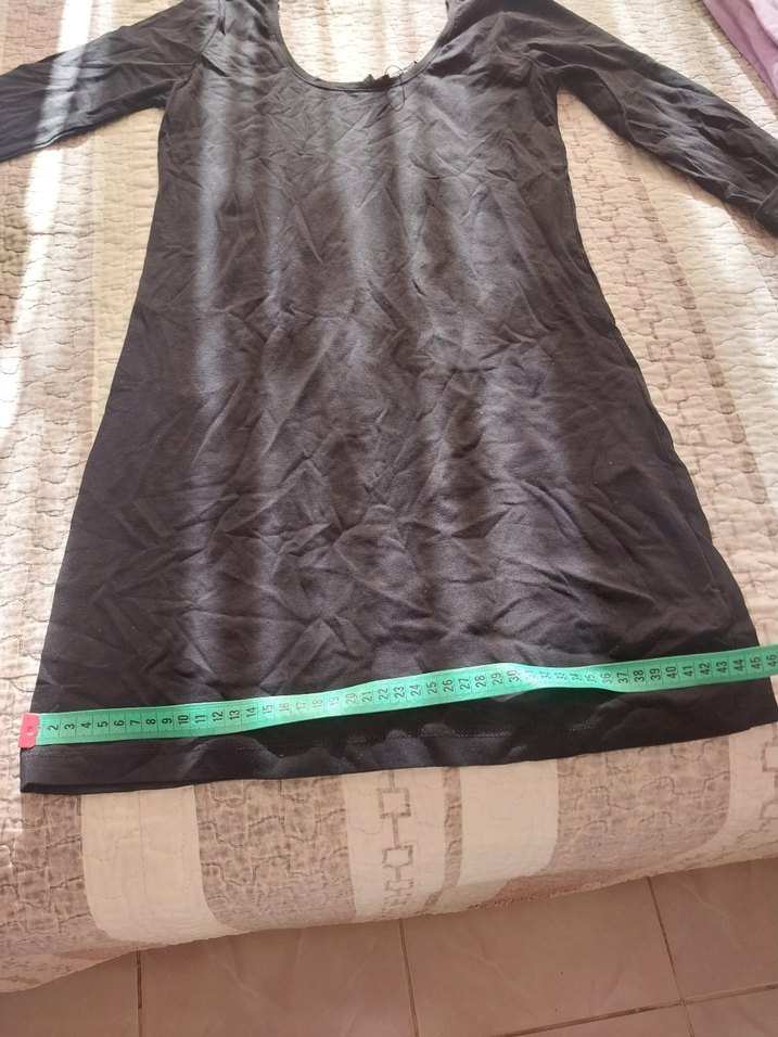 Siyah yuvarlak kesim yaka  Tunik - Görsel 3