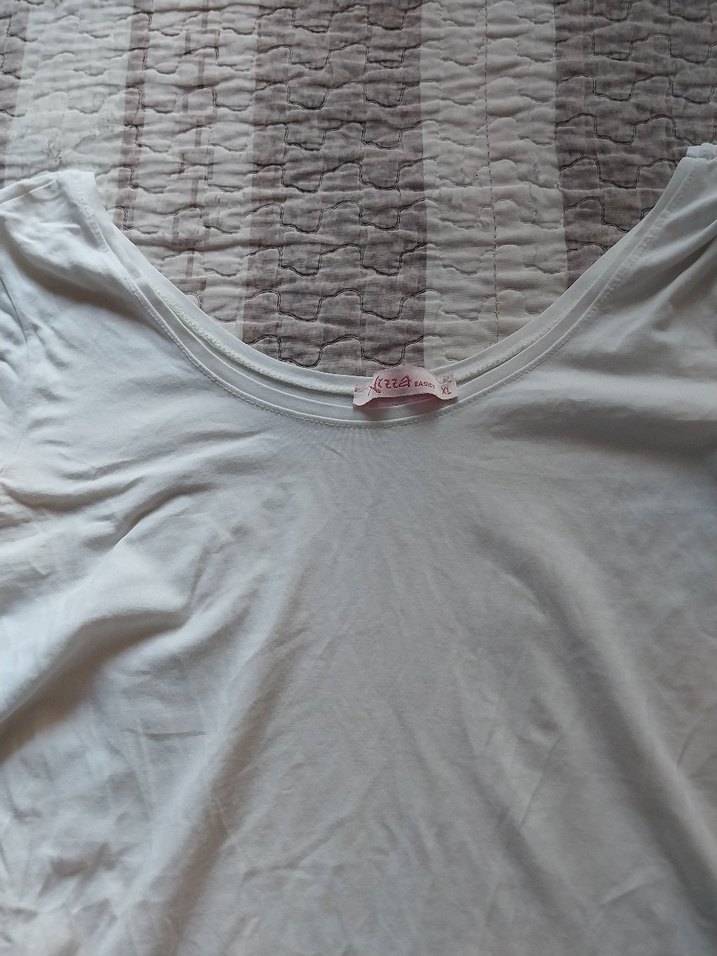 Beyaz geniş yuvarlakYaka  Uzun Kollu Pamuklu Tişört - Görsel 2