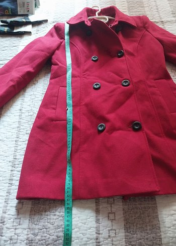 Kırmızı Çift Düğmeli Kaban - Görsel 3