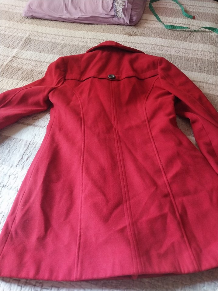 Kırmızı Çift Düğmeli Kaban - Görsel 2