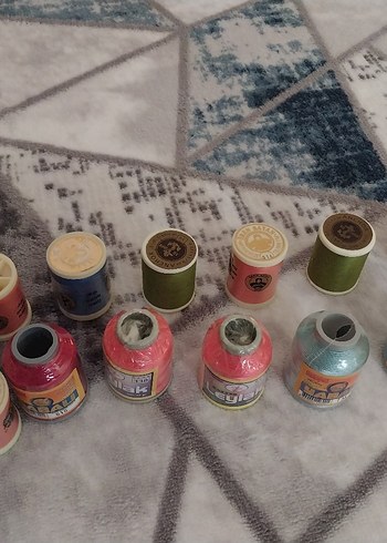 Çeşitli Renklerde makine nakışı İşi İplikleri - Görsel 3