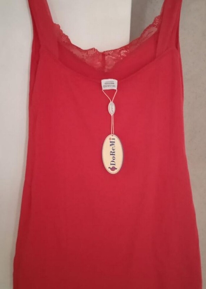 Kırmızı gecelik - Görsel 2