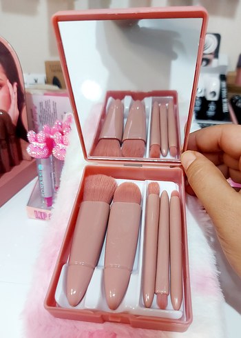 Pastel Pembe Makyaj Fırçası Seti