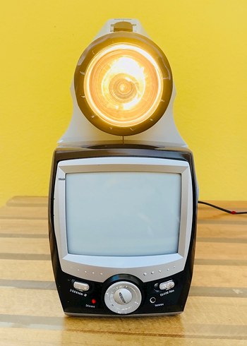 Koleksiyonluk televizyonlu ışıldak - Görsel 6