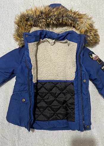 4/5 yaş Koyu Mavi Kürklü Erkek Çocuk Mont - Görsel 6