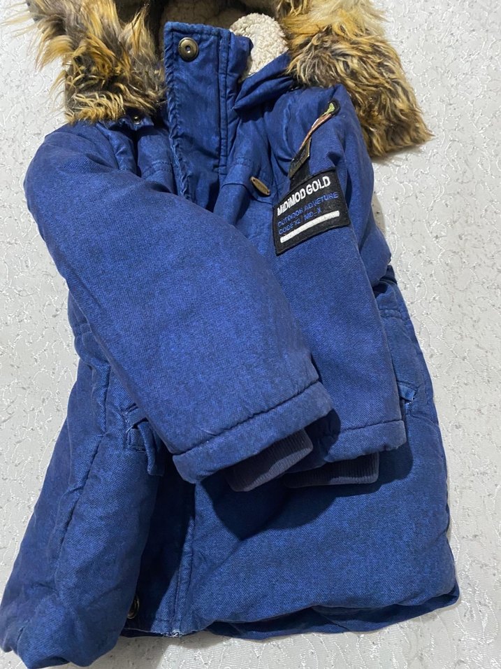 4/5 yaş Koyu Mavi Kürklü Erkek Çocuk Mont - Görsel 3