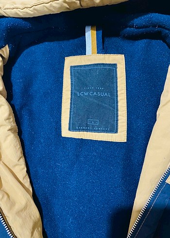 Sarı Kapüşonlu Erkek Rüzgarlık Mont - Görsel 4