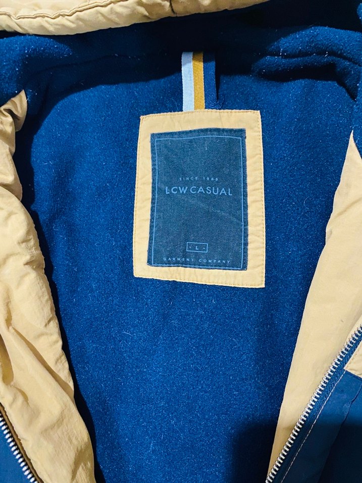 Sarı Kapüşonlu Erkek Rüzgarlık Mont - Görsel 4