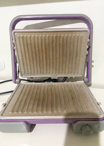 Korkmaz Mor Renkli Tost Makinesi - Görsel 6