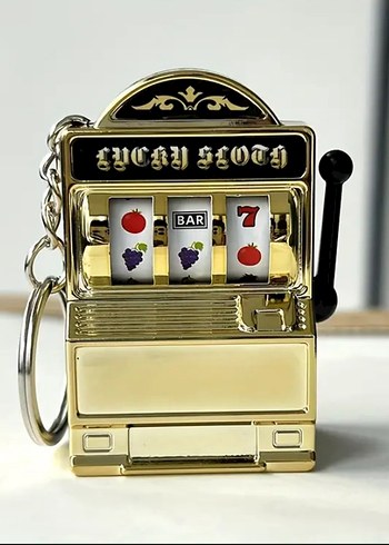 Altın Renk Vintage Slot Makinesi Anahtarlık