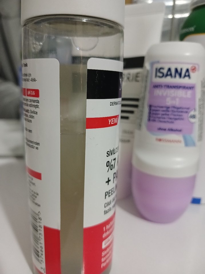 Neutrogena Peeling Etkili Tonik %7 AHA + Pantenol - Görsel 3