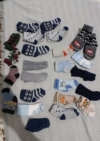 Çocuklar için Çok Renkli Desenli Çoraplar - Görsel 2