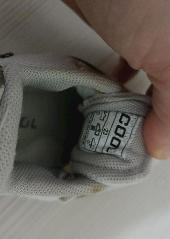 23 numara beyaz spor ayakkabı - Görsel 4