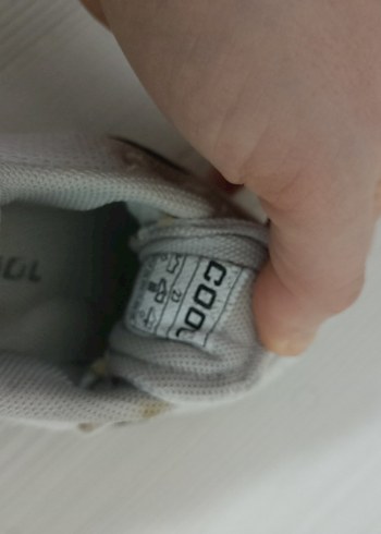 23 numara beyaz spor ayakkabı - Görsel 5