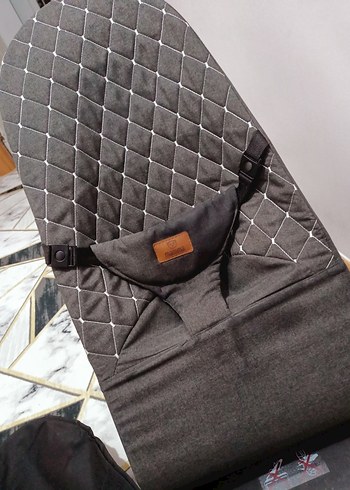 Diğer Ama kucağı+ oyuncağı + taşıma çantası
