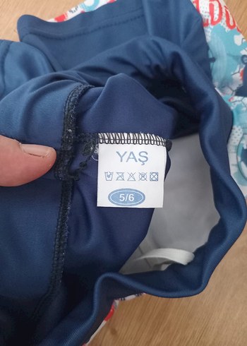 Erkek Çocuk Renkli Baskılı Mayo Şortu - Görsel 3