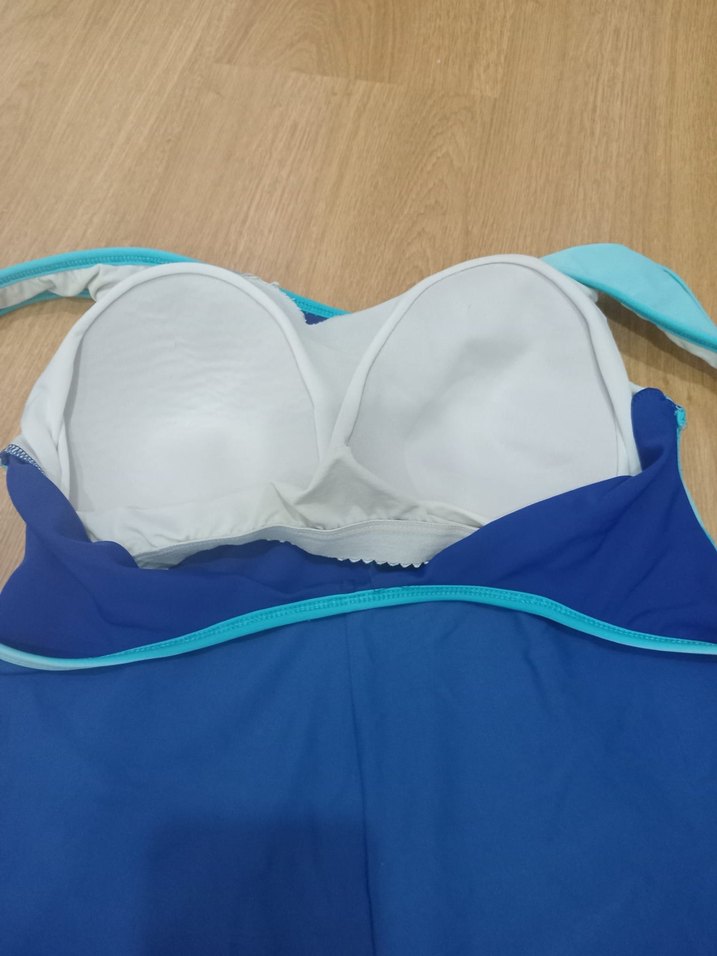 Şortlu mayo iç kısımda sökülme mevcut - Görsel 3