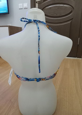 Çiçek Desenli Renkli Kadın Bikini Üstü - Görsel 2