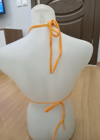 Boncuk Detaylı Renkli Bağlamalı Bikini Üstü - Görsel 2