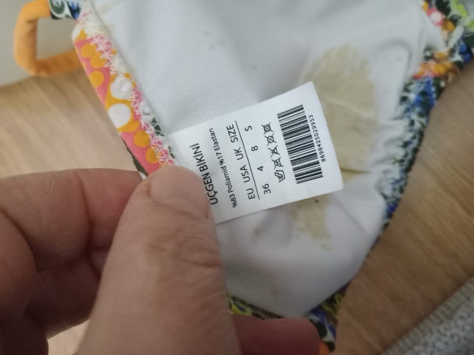 Boncuk Detaylı Renkli Bağlamalı Bikini Üstü - Görsel 3