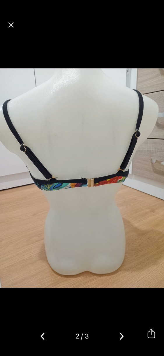 Çok Renkli Desenli Piliseli Bikini Üstü - Görsel 2