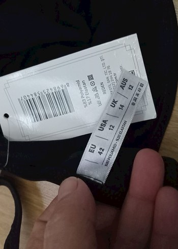 Siyah Minimalist Kadın Bikini Üstü - Görsel 3