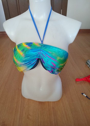 Bikini Üstü