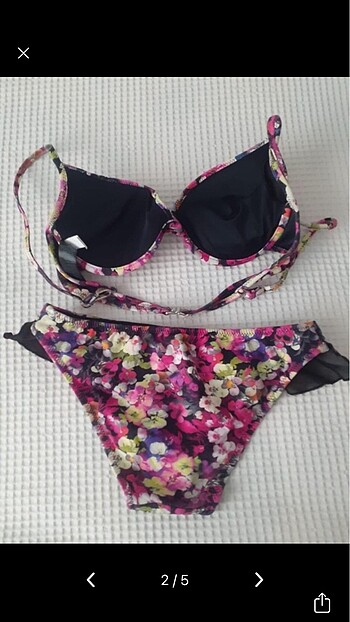 Kom Bikini