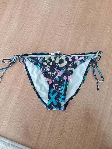 Bikini tek alt