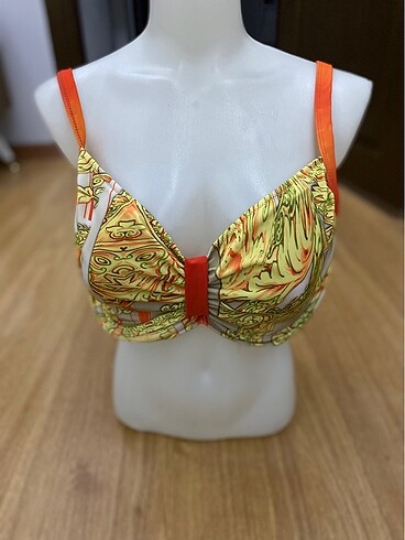 Bikini üat