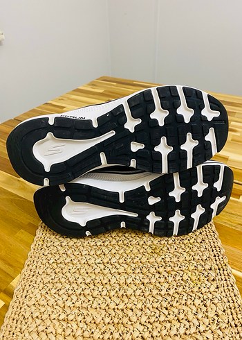 Skechers Erkek Siyah Koşu Ayakkabısı - Görsel 7