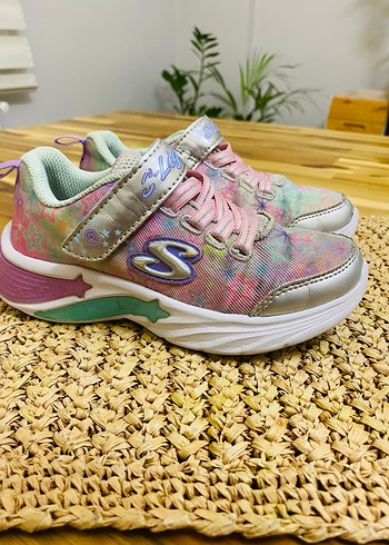 Skechers Kız Çocuk Renkli Bağcıklı Spor Ayakkabı - Görsel 3