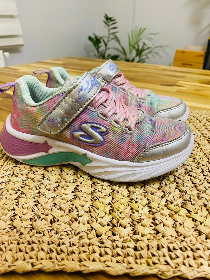 Skechers Kız Çocuk Renkli Bağcıklı Spor Ayakkabı - Görsel 3