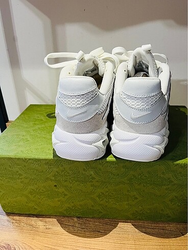 40,5 Beden beyaz Renk Nike ayakkabı