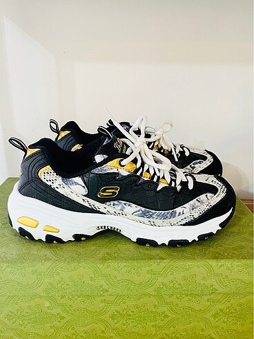 38 Beden Skechers