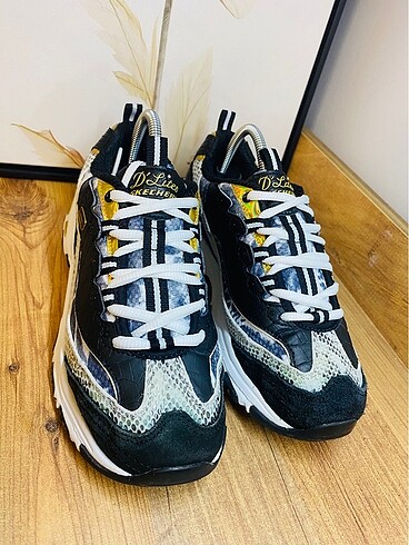Skechers SKECHERS HERGÜN ORJİNAL AYAKKABI YÜKLÜYORUM