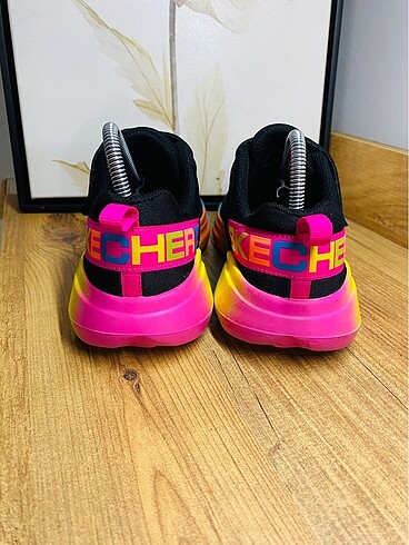 35 Beden siyah Renk Skechers