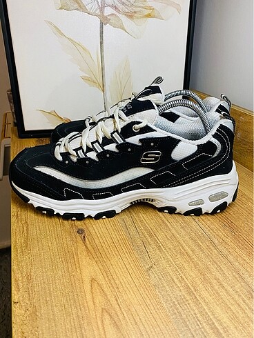 38,5 Beden Skechers