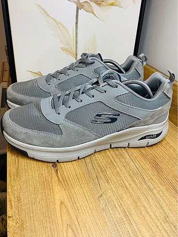 42.5 Beden Skechers