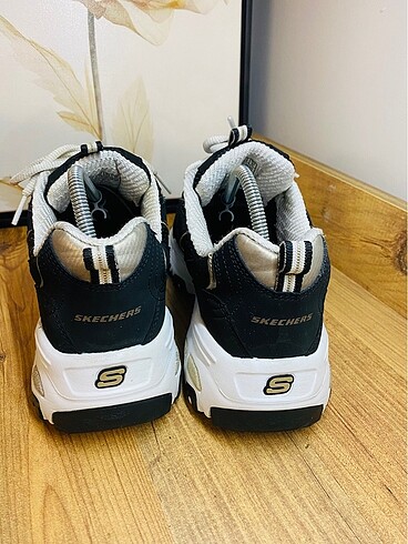 38 Beden siyah Renk Skechers