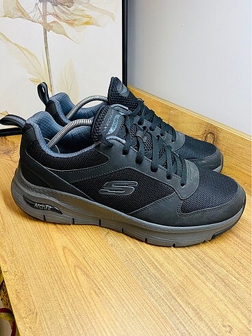 Skechers 41