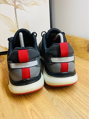 40 Beden siyah Renk Skechers erkek ayakkabısı