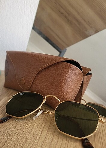  Beden Rayban güneş gözlüğü