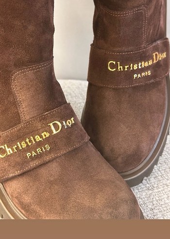 Christian Louboutin 36