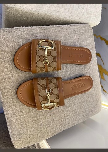 Gucci Kadın Kahverengi Tokalı Terlik - Görsel 2