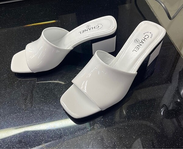 diğer Beden Chanel terlik