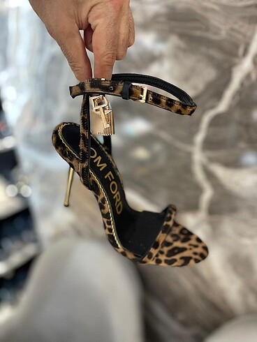 Tom ford leopar ayakkabı