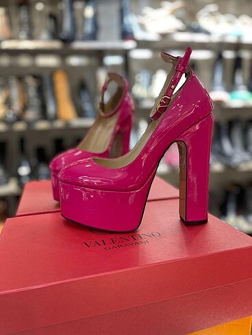 36 Beden Valentino casual