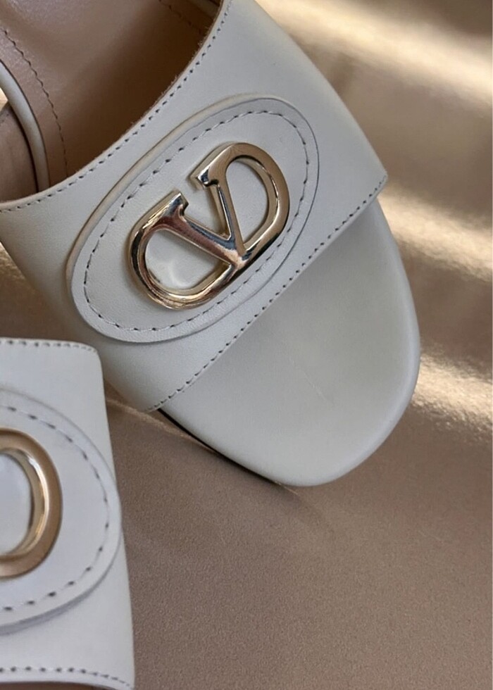 Valentıno topuklu terlik - Görsel 3